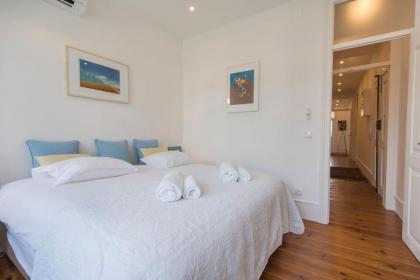 LovelyStay - Comfortable apartment with river views - image 18