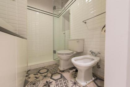 LovelyStay - 3 Bedroom Downtown Wonderwall - image 17