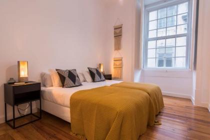 LovelyStay - Spacious 2BR Downtown - 5 min to River - image 14
