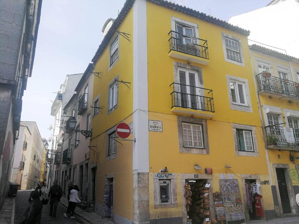 Gorgeous Bairro Alto - image 4