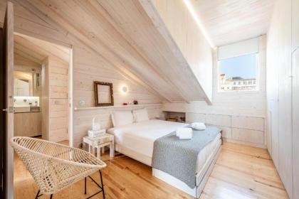 Barão Viewpoint Bright and Airy Flat Fits 3! - image 1