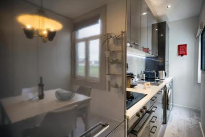 Expo Oriente 2 Bedrooms by GT House - image 17