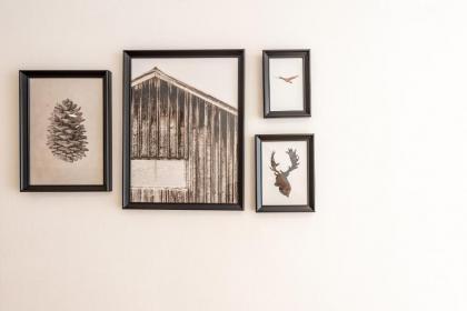 Bright Minimalist Home - 7 mins from Santos Station - image 8
