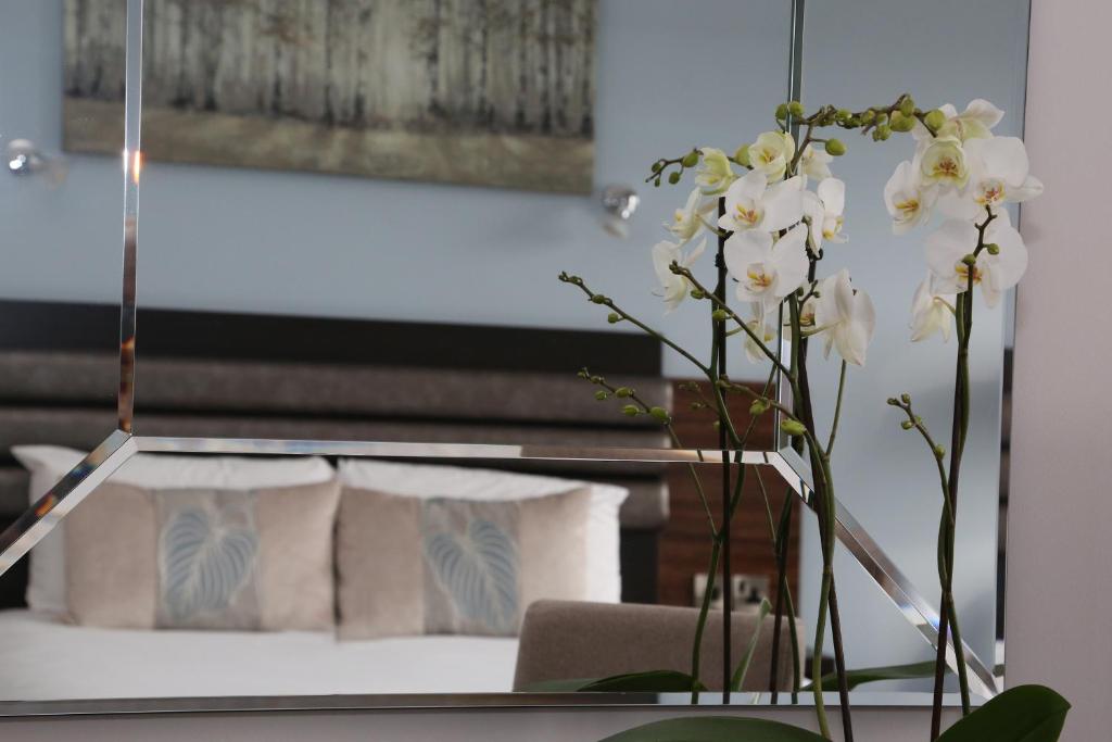 DoubleTree By Hilton London - Chelsea - image 5