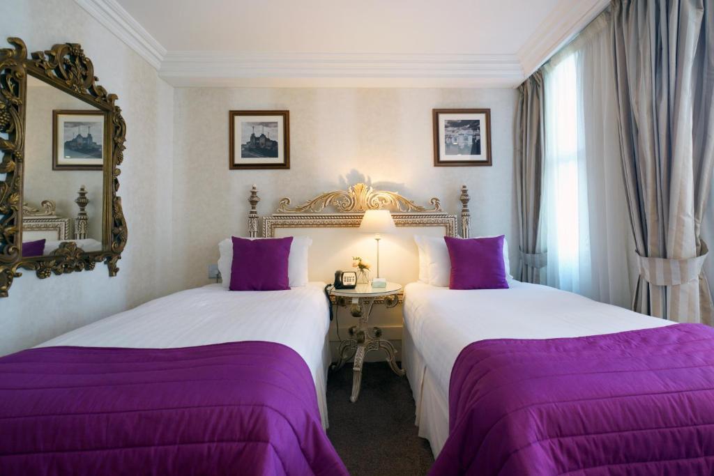 Ashburn Hotel - image 5