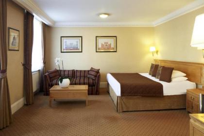 Grange Buckingham Hotel - image 10