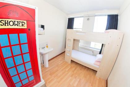 Kensal Green Backpackers - image 1