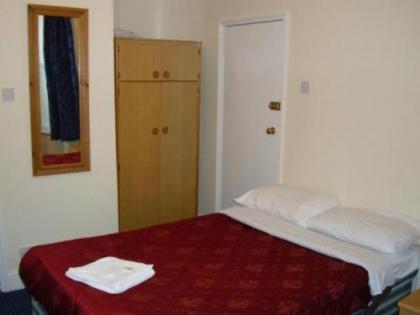 Plaza Hotel - image 12