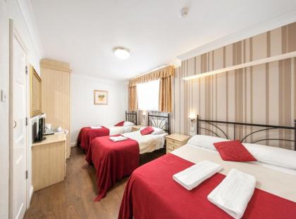 Fairway Hotel - image 10