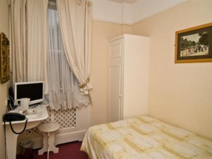 Maranton House Hotel Kensington - image 2