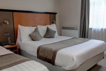 Best Western Corona Hotel - image 17