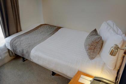 Best Western Corona Hotel - image 8