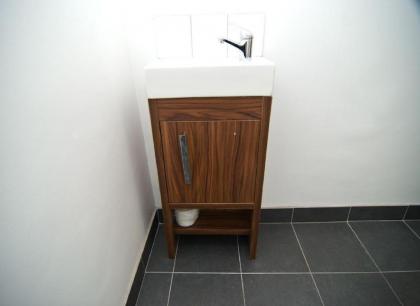 Charlie Hotel - image 10