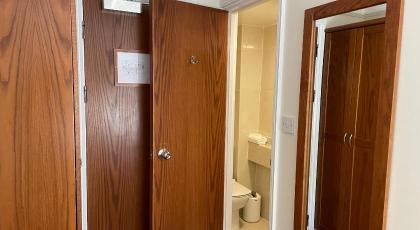 Orchard Hotel - image 25