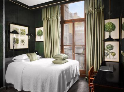 Blakes Hotel - image 19