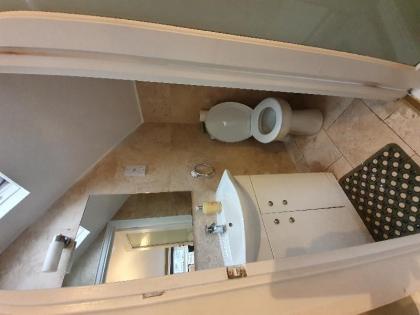 Belgravia Rooms Hotel - image 14