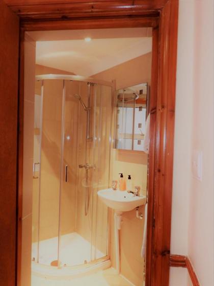 Europa House Hotel - image 30