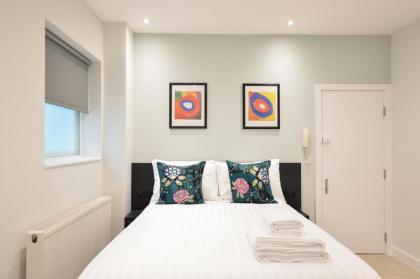 St James House Serviced Apartments - image 21