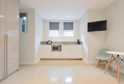 St James House Serviced Apartments - image 23