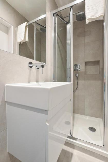 St James House Serviced Apartments - image 24