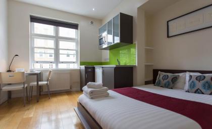 St James House Serviced Apartments - image 30