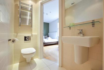 Princes Square Serviced Apartments - image 26