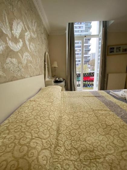 Haven Hotel - image 22