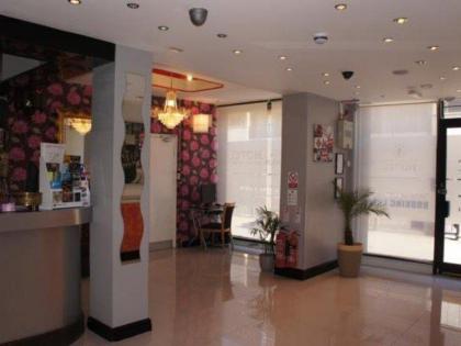 Plaza London Hotel - image 20
