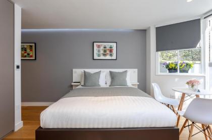 Inverness Terrace Serviced Apartments - image 21