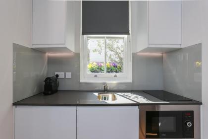 Inverness Terrace Serviced Apartments - image 24