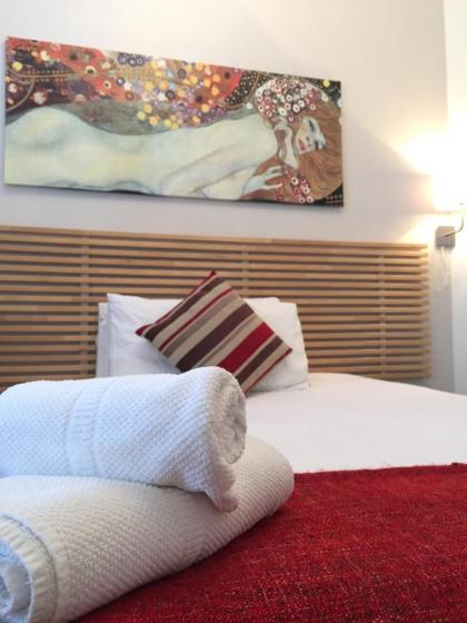 Dockside Hotel - image 23