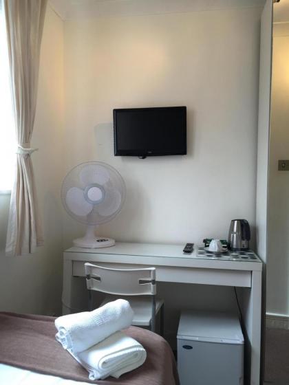 Dockside Hotel - image 24