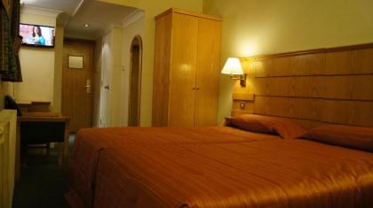 Nayland Hotel - image 12