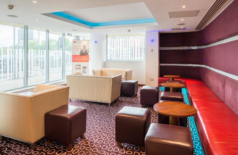 Holiday Inn Express London Swiss Cottage Hotel - image 6