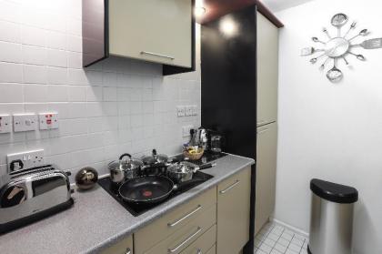 South Kensington London Apartments - image 9