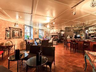 The Morton Hotel - image 7