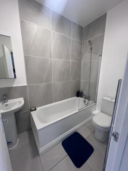 Glenmore Suites - image 18