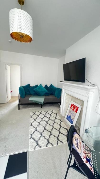 Glenmore Suites - image 21