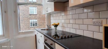 Glenmore Suites - image 23