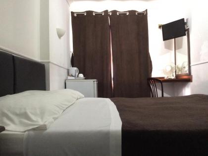 London Continental Hotel - image 24