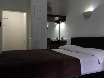London Continental Hotel - image 25