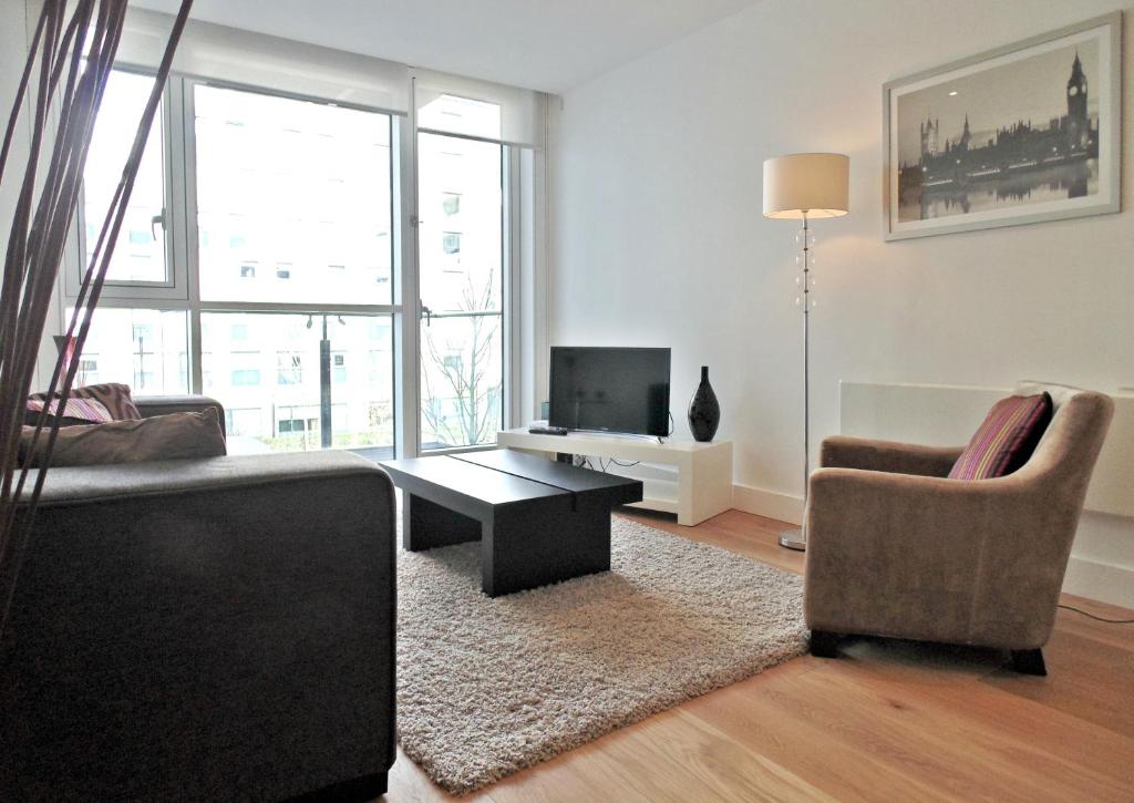 Tower Hill Serviced Apartments - main image
