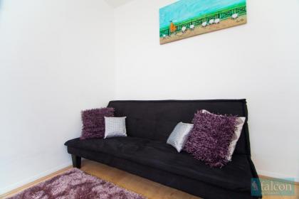 Maple Street Apartments - image 30