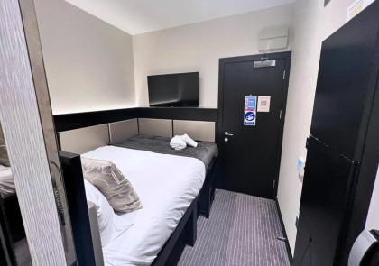 Great St Helen Hotel - image 25