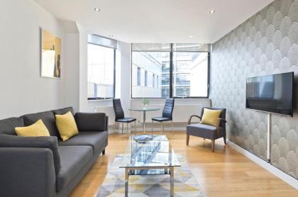 Red Lion Court by City2Stay - image 24