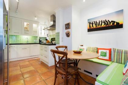 Veeve - Two Bedroom Apartment in Earl's Court - image 11
