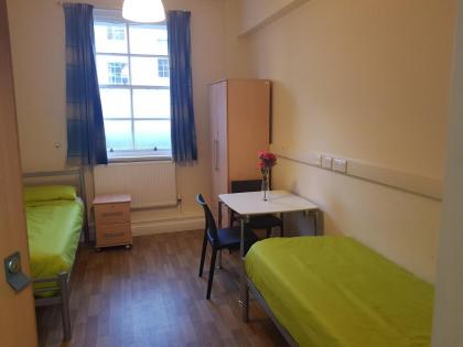Bowden Court (Notting Hill) - image 24