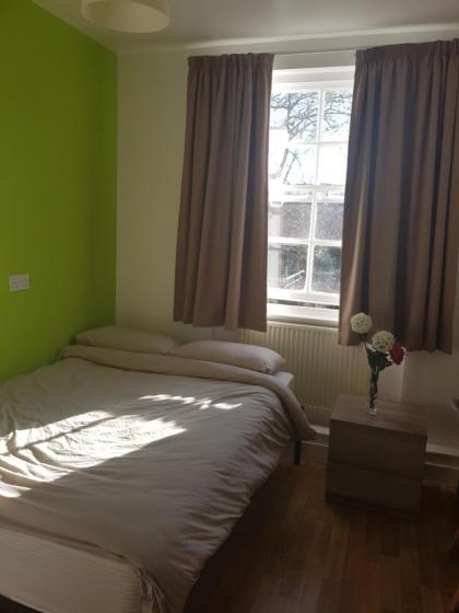 Bowden Court (Notting Hill) - image 28