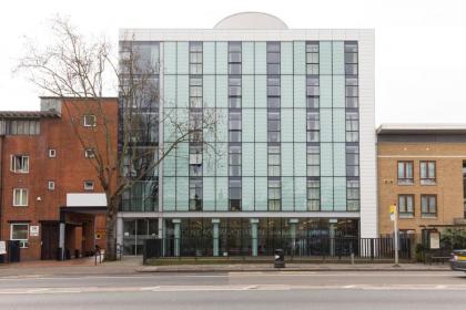 Davies Court (Canary Wharf) - image 26