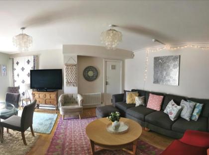 House close to kings cross - image 11